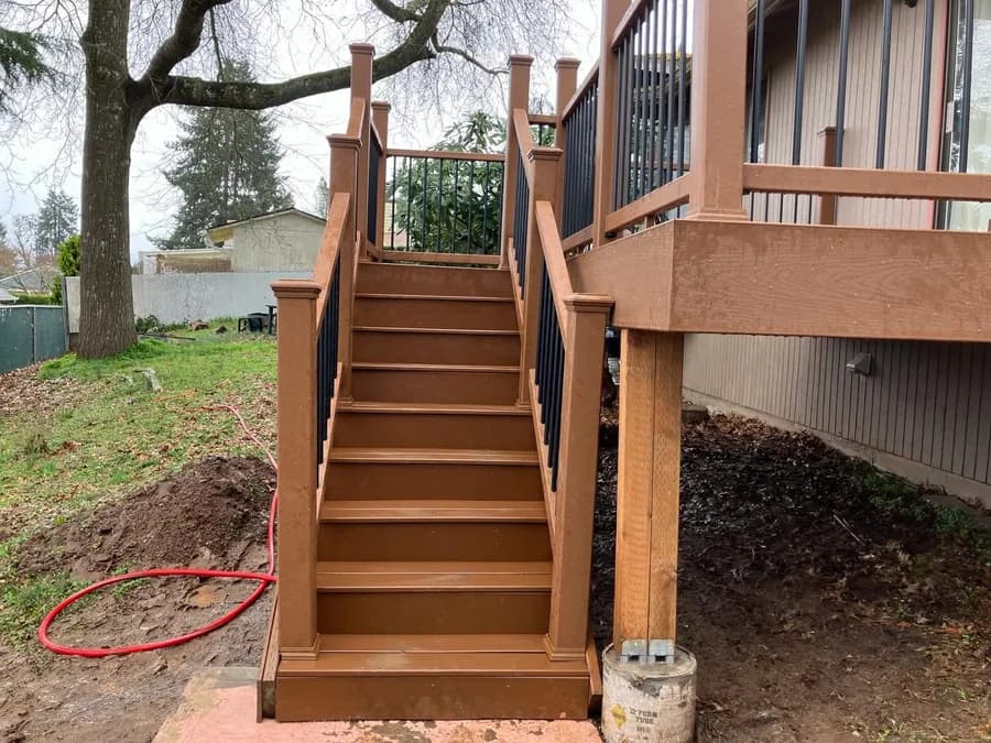Backyard Deck Build, photo 3